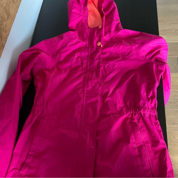 McKinley rain and wind coat - Picture 1 of 5